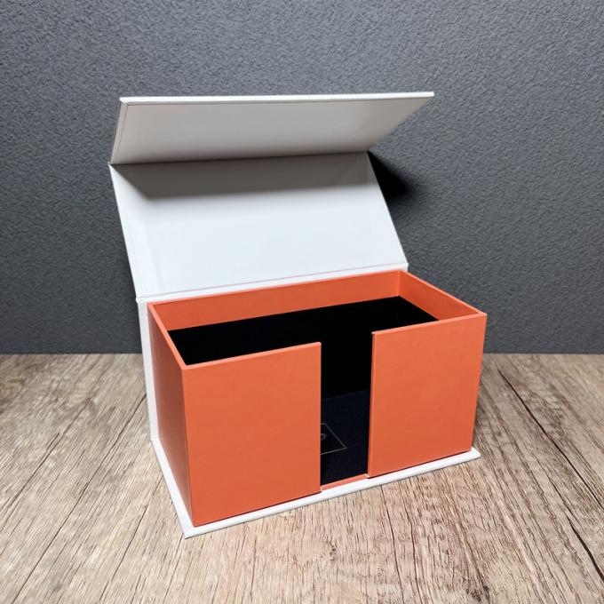 Het Kartondocument van luxematte white magnetic collapsible rigid Vakje Groot Aangepast Verpakkend Giftvakjes Douaneembleem