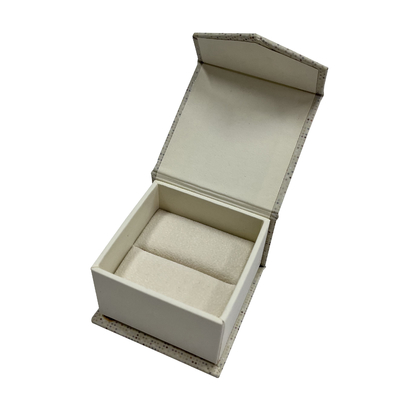 Magnetische Matt Lamination Folding Paper Gift-Doos met Glanzend Zwart UVdeklaagembleem