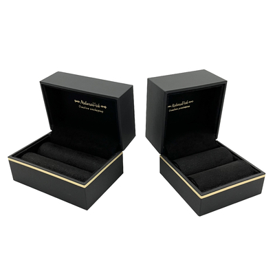 Gouden de Juwelen Verpakkende die Vakjes van de Patroonluxe door Speciaal papier worden verpakt